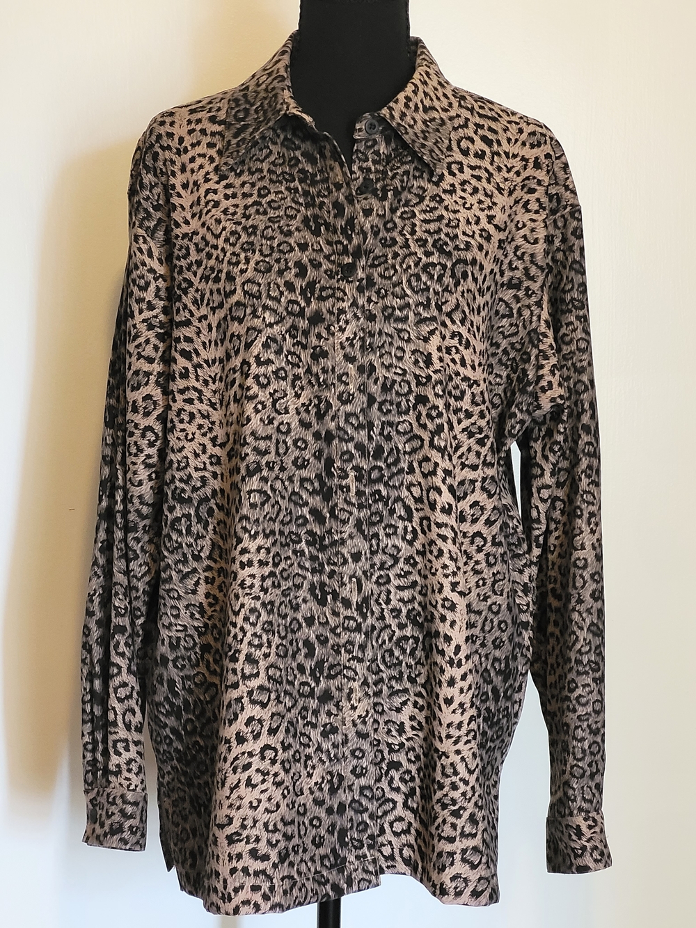 Notations Taupe and Black Leopard Print Button-Down Shirt Size L